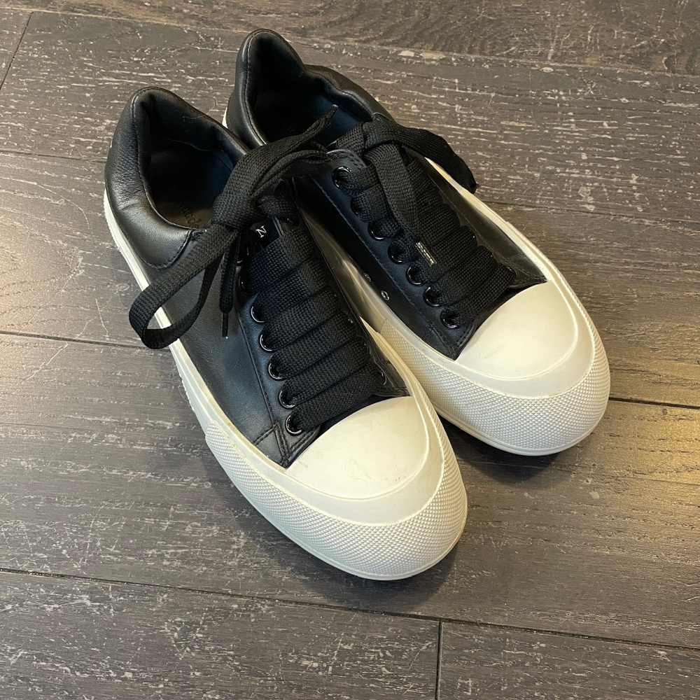 Alexander McQueen Deck Plimsoll leather black white sneakers size 39.5 women